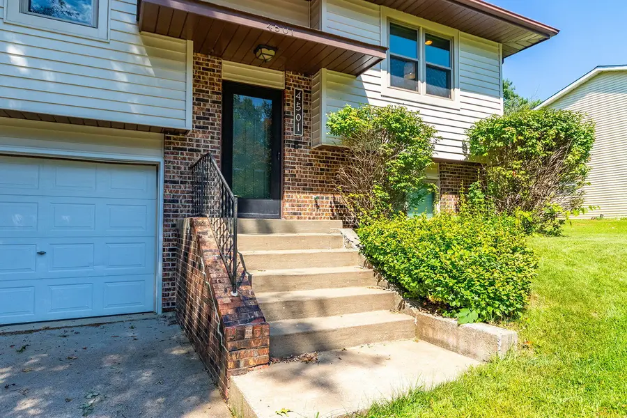 4501 W Bainbridge Dr, Columbia, MO 65203 - #3