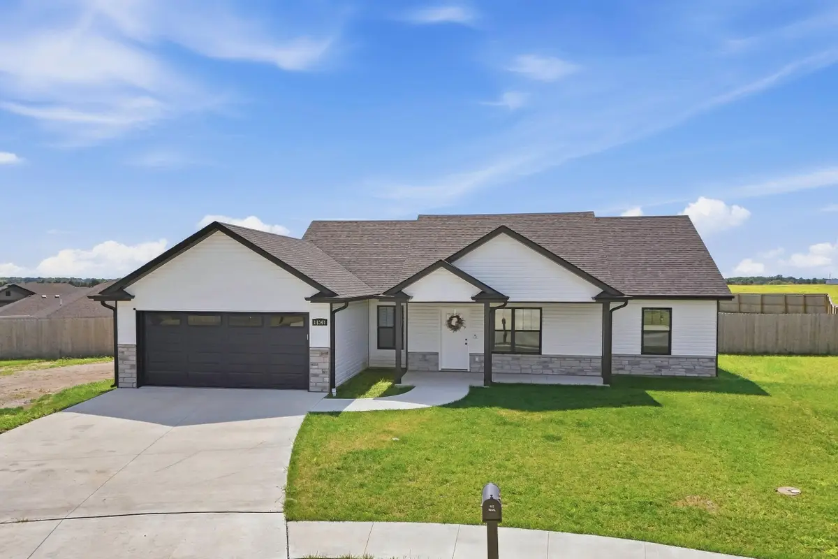 14841 Welch Dr, Ashland, MO 65010 - #1