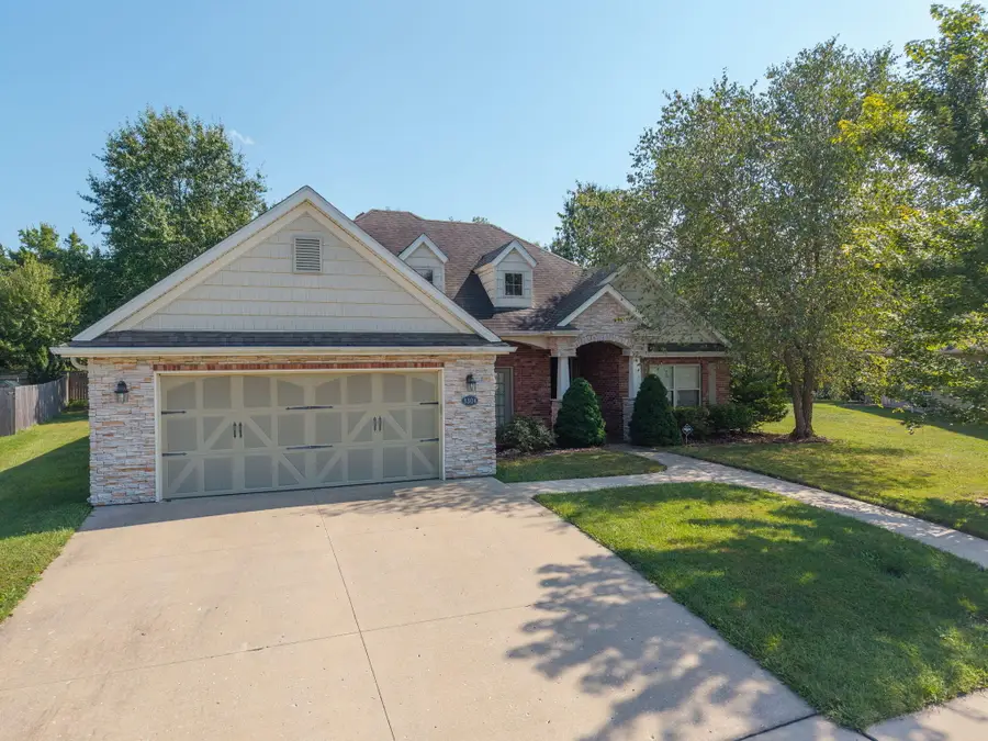 3304 Longfords Mill Dr, Columbia, MO 65203 - #2