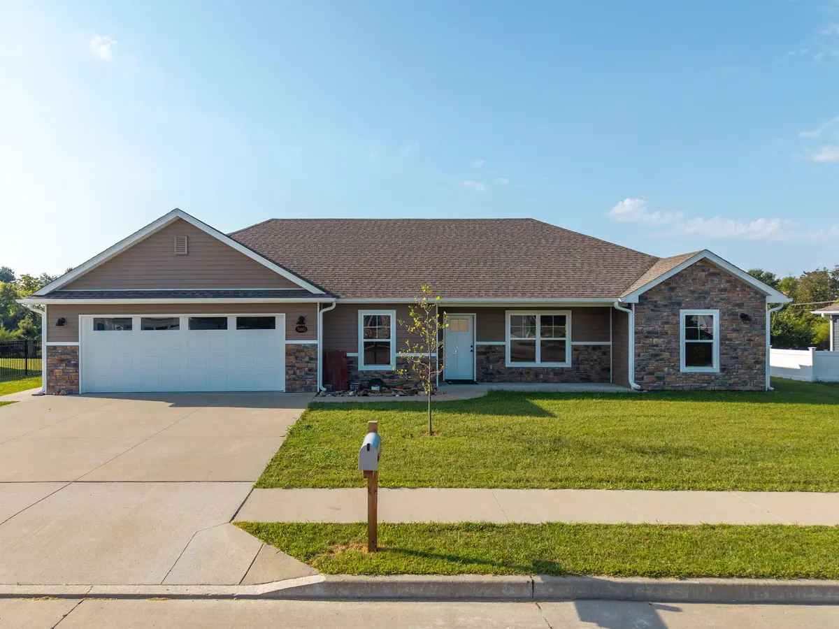 5180 Democracy Dr, Ashland, MO 65010 - #1