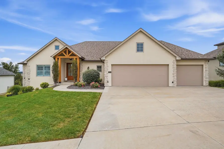 7308 Hepscott Ct, Columbia, MO 65203 - #2