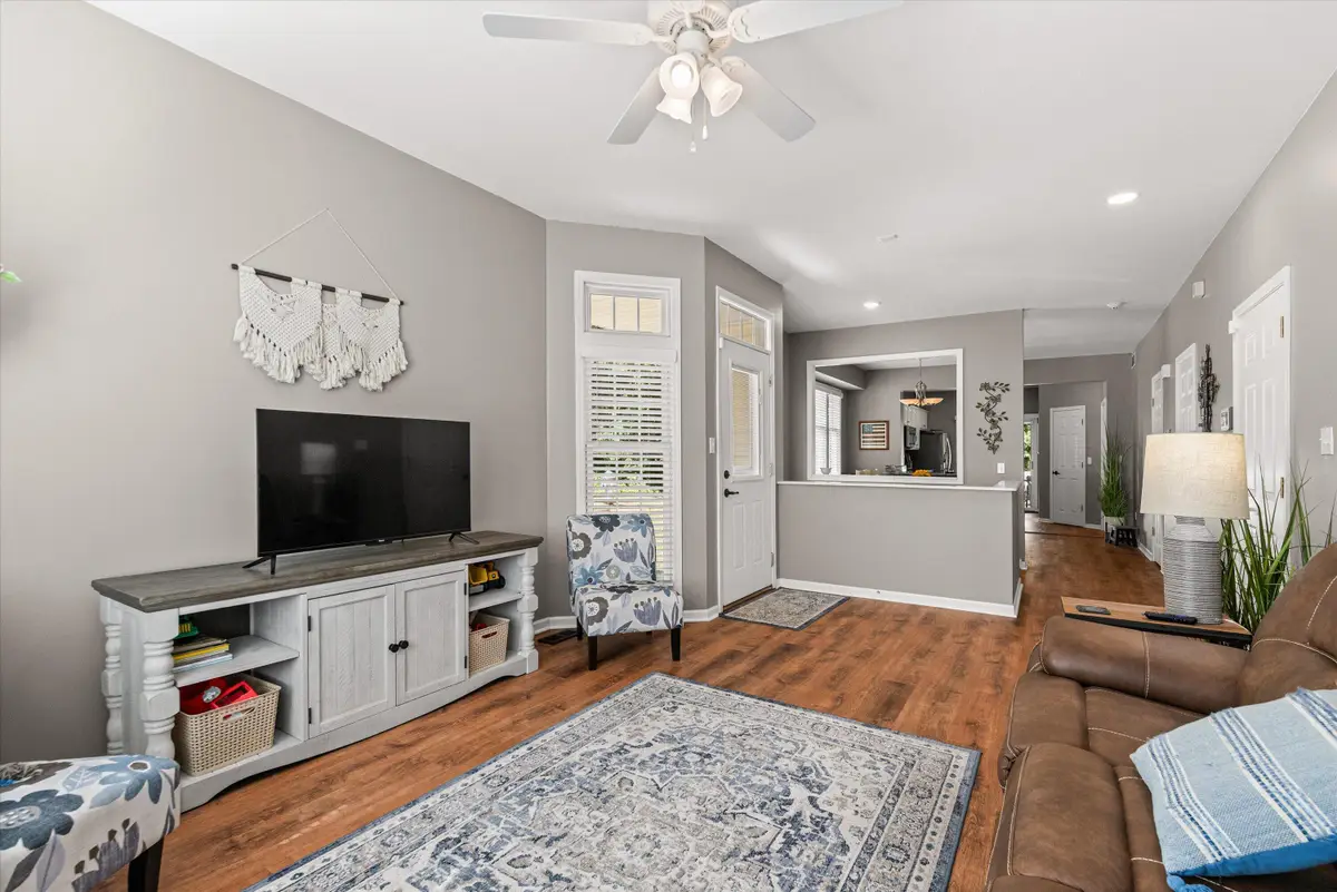 1805 Scarborough Dr, Columbia, MO 65201 - #1