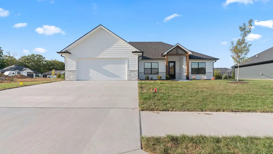 4405 Royal County Rd, Columbia, MO 65201 - #2