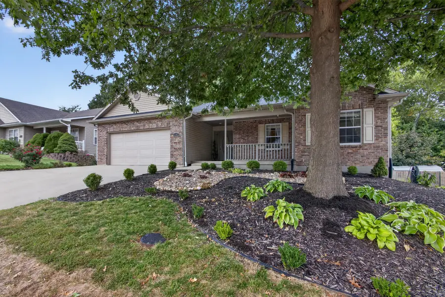 2305 Grizzly Ct, Columbia, MO 65202 - #2