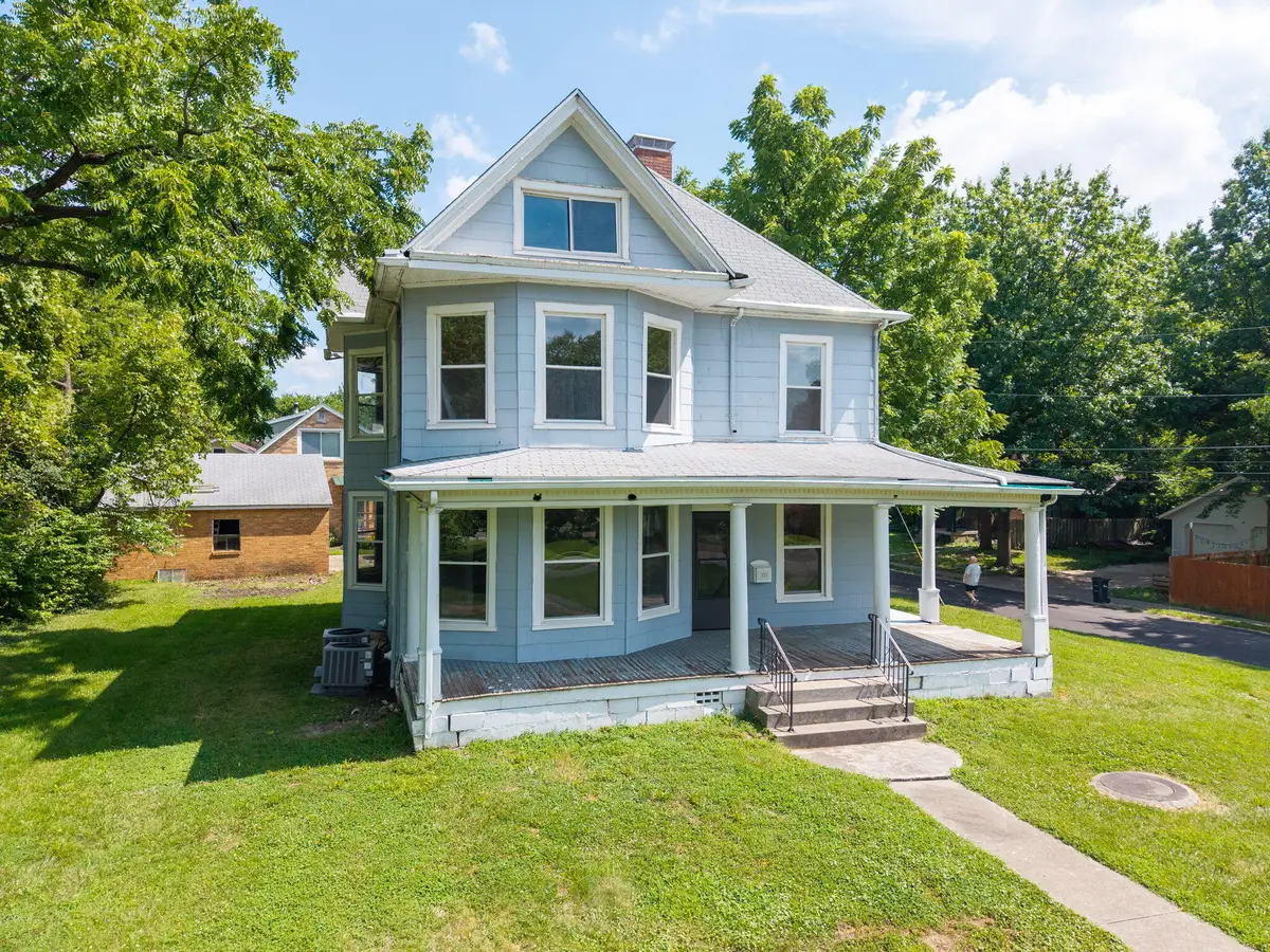 703 W Broadway, Columbia, MO 65203 - #1