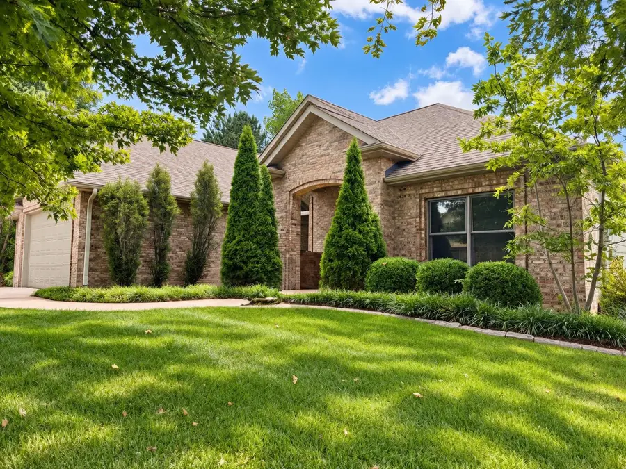 5407 Thornbrook Pky, Columbia, MO 65203 - #2