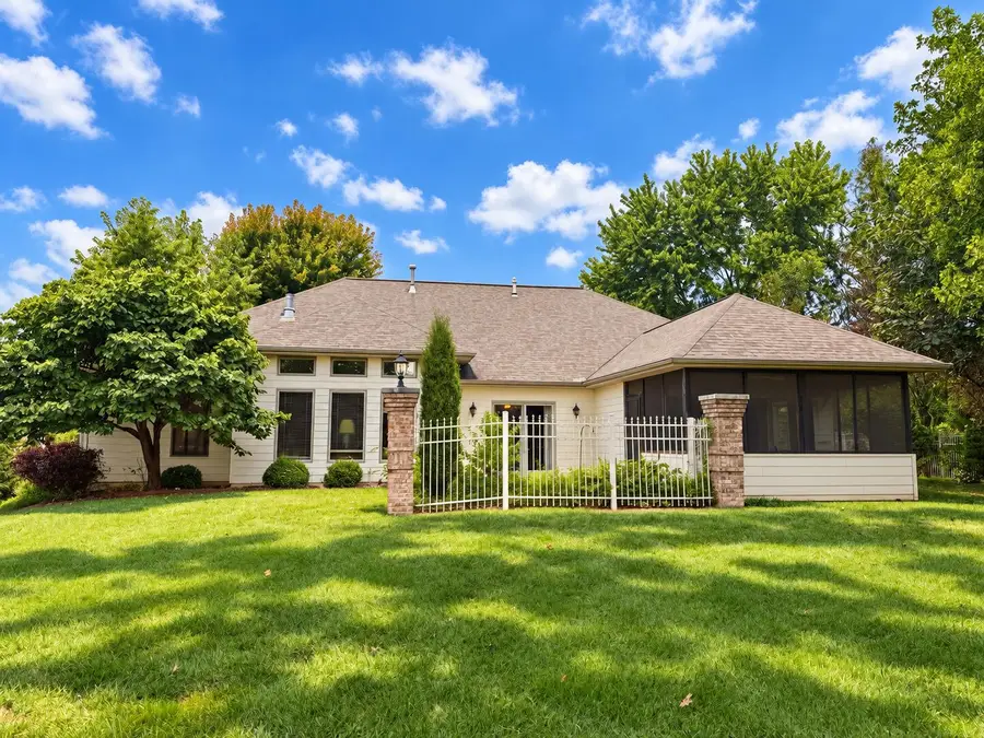 5407 Thornbrook Pky, Columbia, MO 65203 - #3