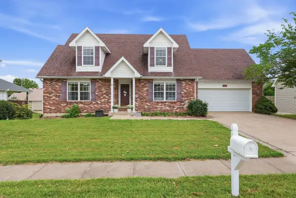 3708 Triple Crown Dr, COLUMBIA, MO 65202
