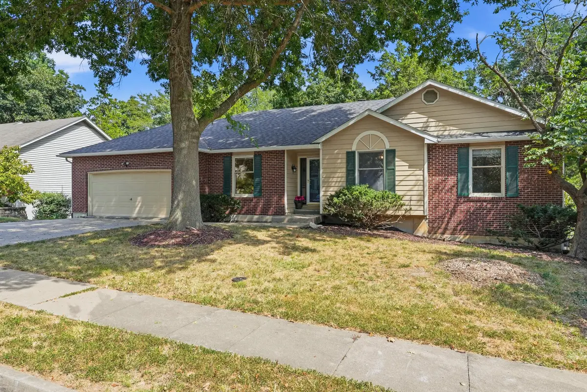 2412 Hillshire Dr, Columbia, MO 65203 - #1