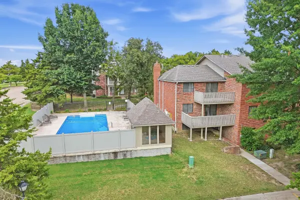 104 E Green Meadows Rd #22, COLUMBIA, MO 65203