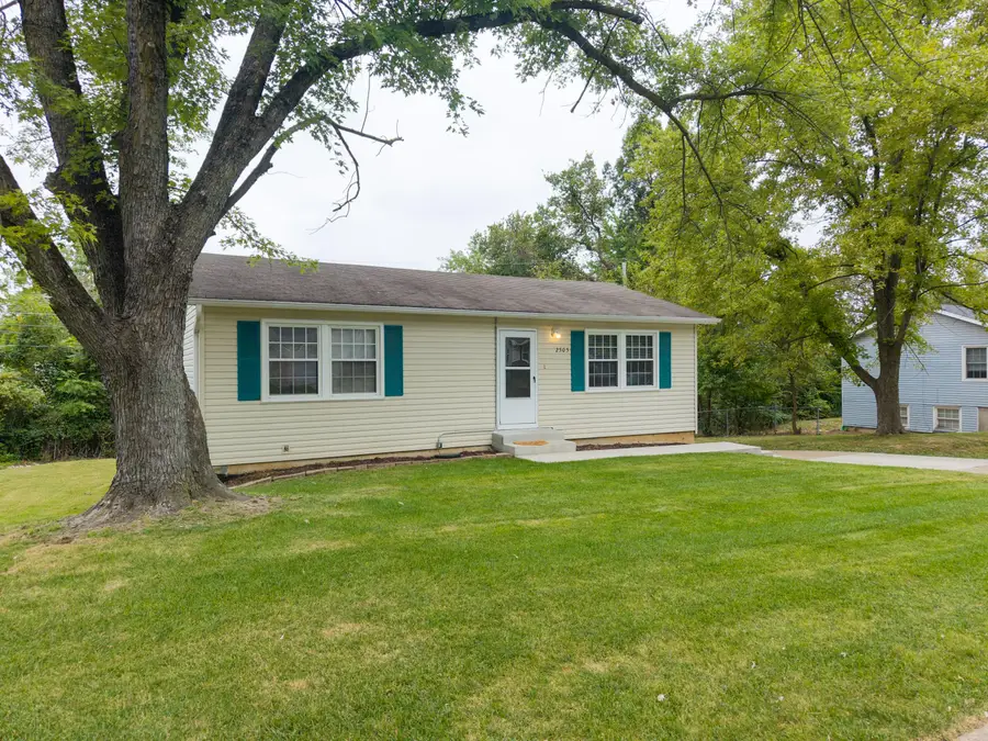 2505 Glenn Dr, Columbia, MO 65202 - #2