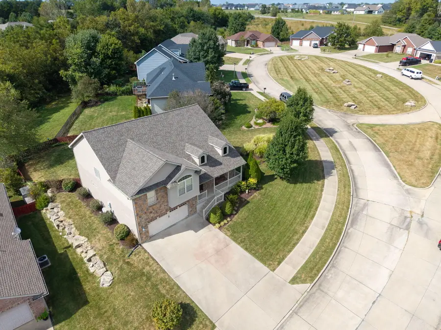 1609 Andretti Cir, Columbia, MO 65201 - #2