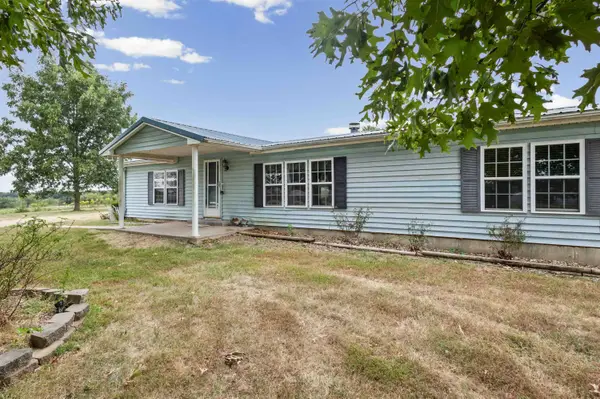 5225 County Road 207, FULTON, MO 65251