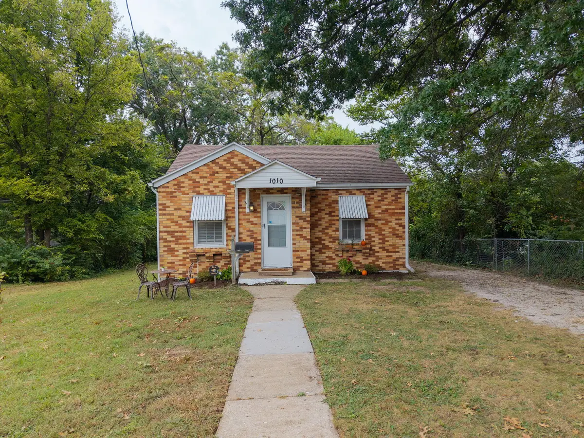1010 Charles St, Columbia, MO 65201 - #1