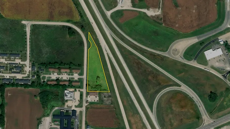 2108 Silva Ln, Moberly, MO 65270 - #2