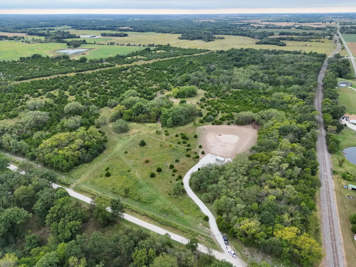 1147 County Road 2850, Higbee, MO 65257 - #1