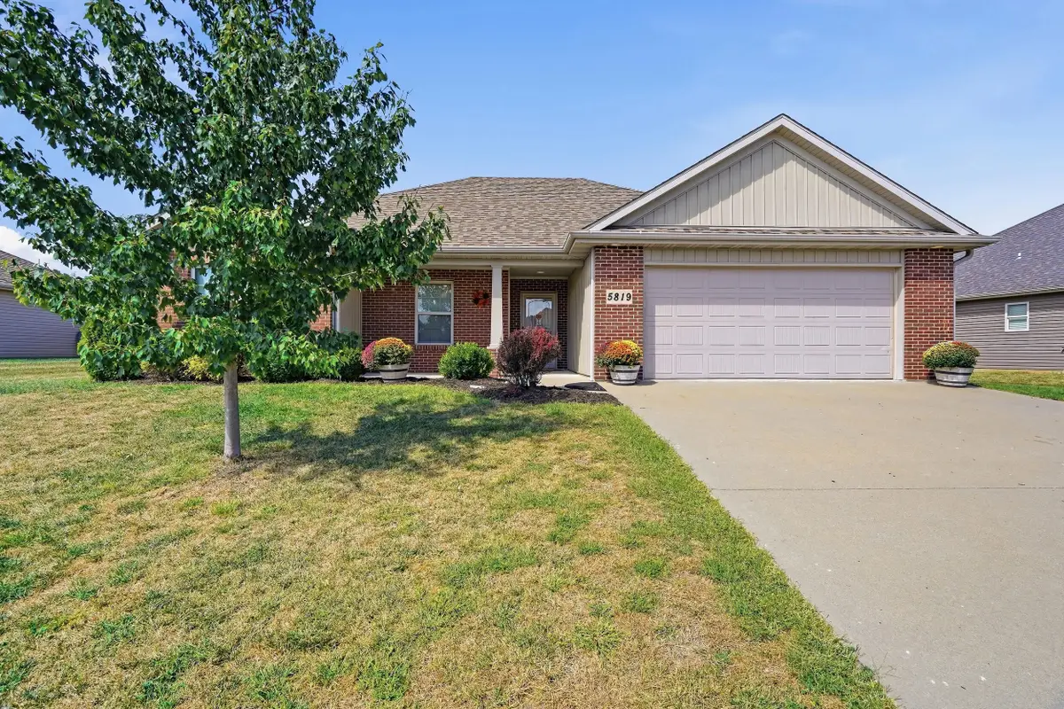 5819 Abbey Ln, Columbia, MO 65202 - #1