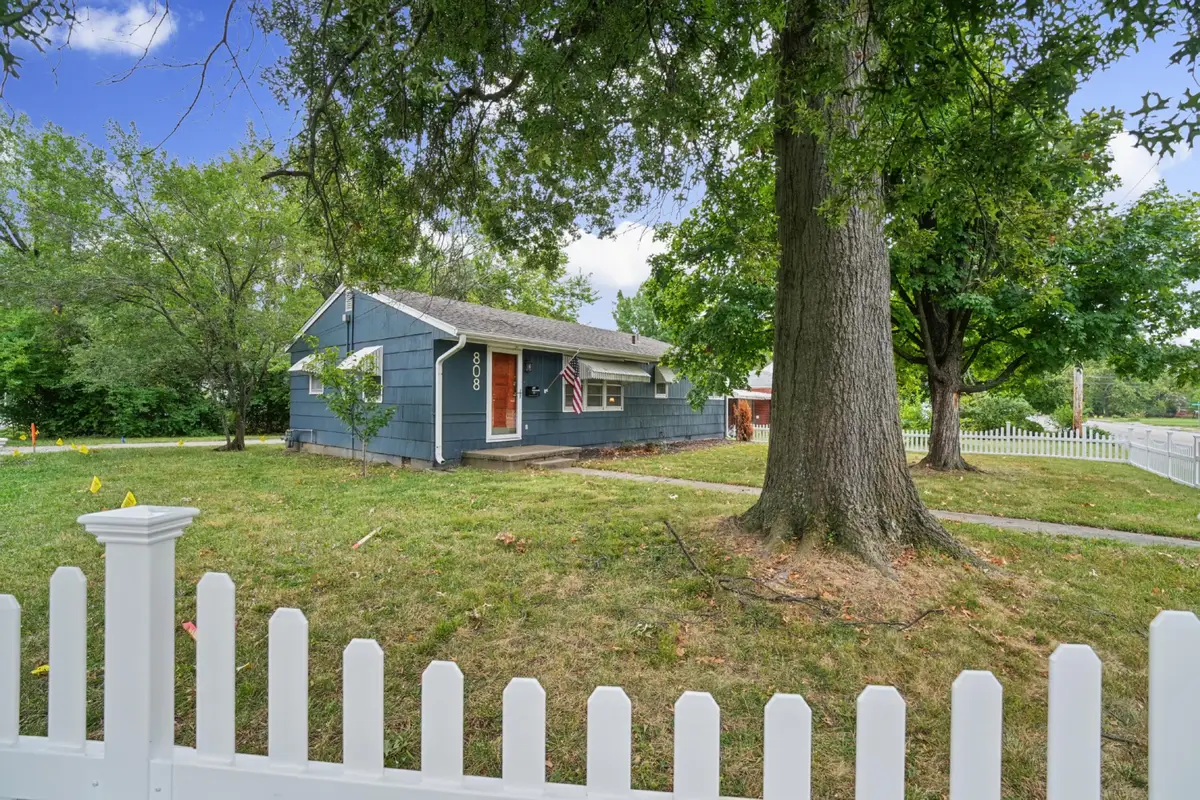 808 N West Blvd, Columbia, MO 65203 - #1