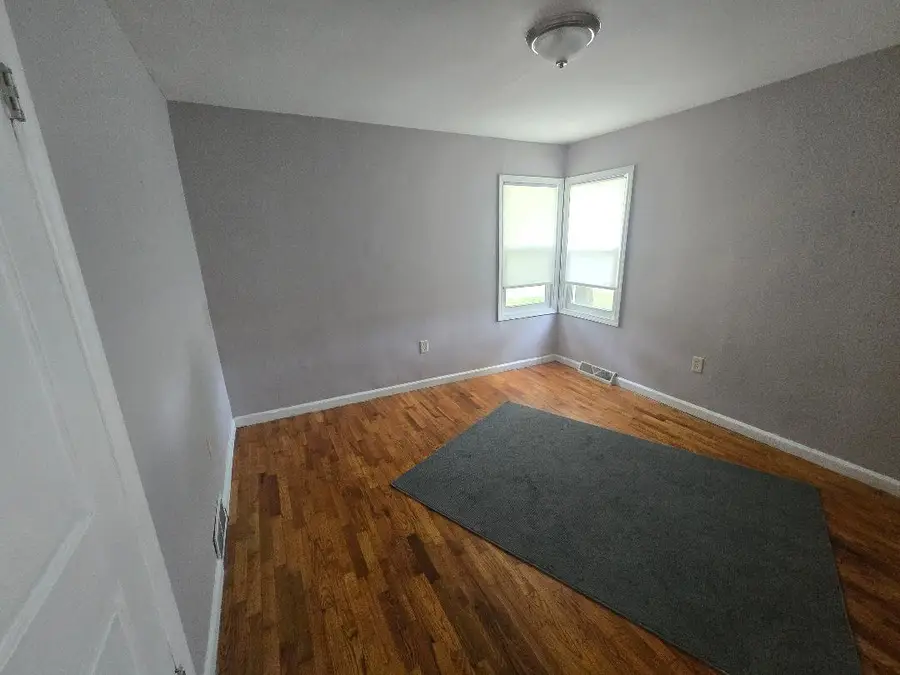 400 W Texas Ave, Columbia, MO 65202 - #3