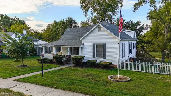 327 N Main St, HUNTSVILLE, MO 65259