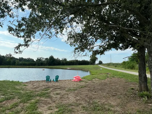 8-9 Halyon Estates, PERRY, MO 63462