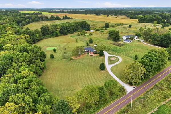 9325 E St Charles Rd, COLUMBIA, MO 65202