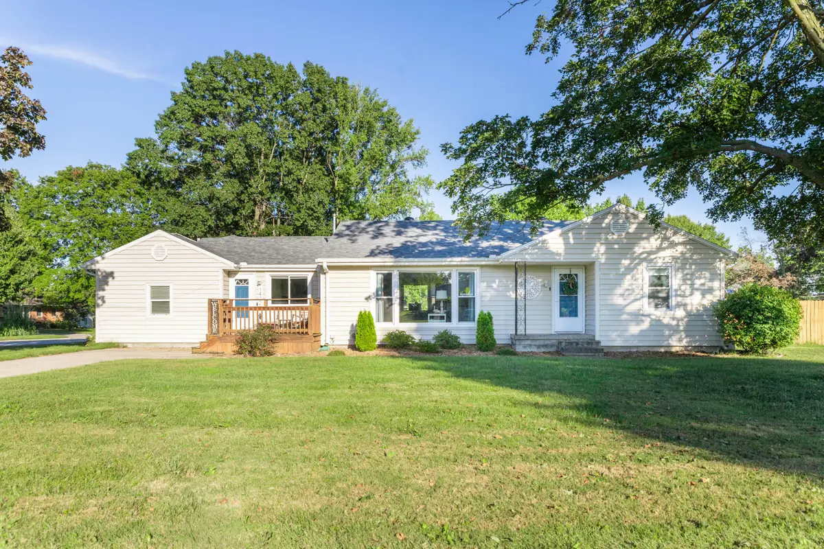 1402 S English Ave, Marshall, MO 65340 - #1