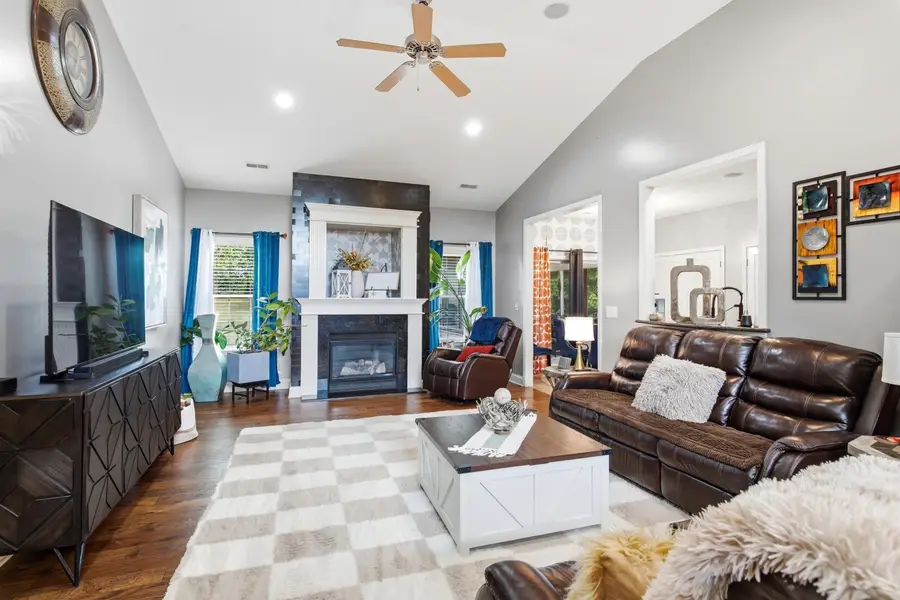 6403 Chelan Dr, Columbia, MO 65203 - #3