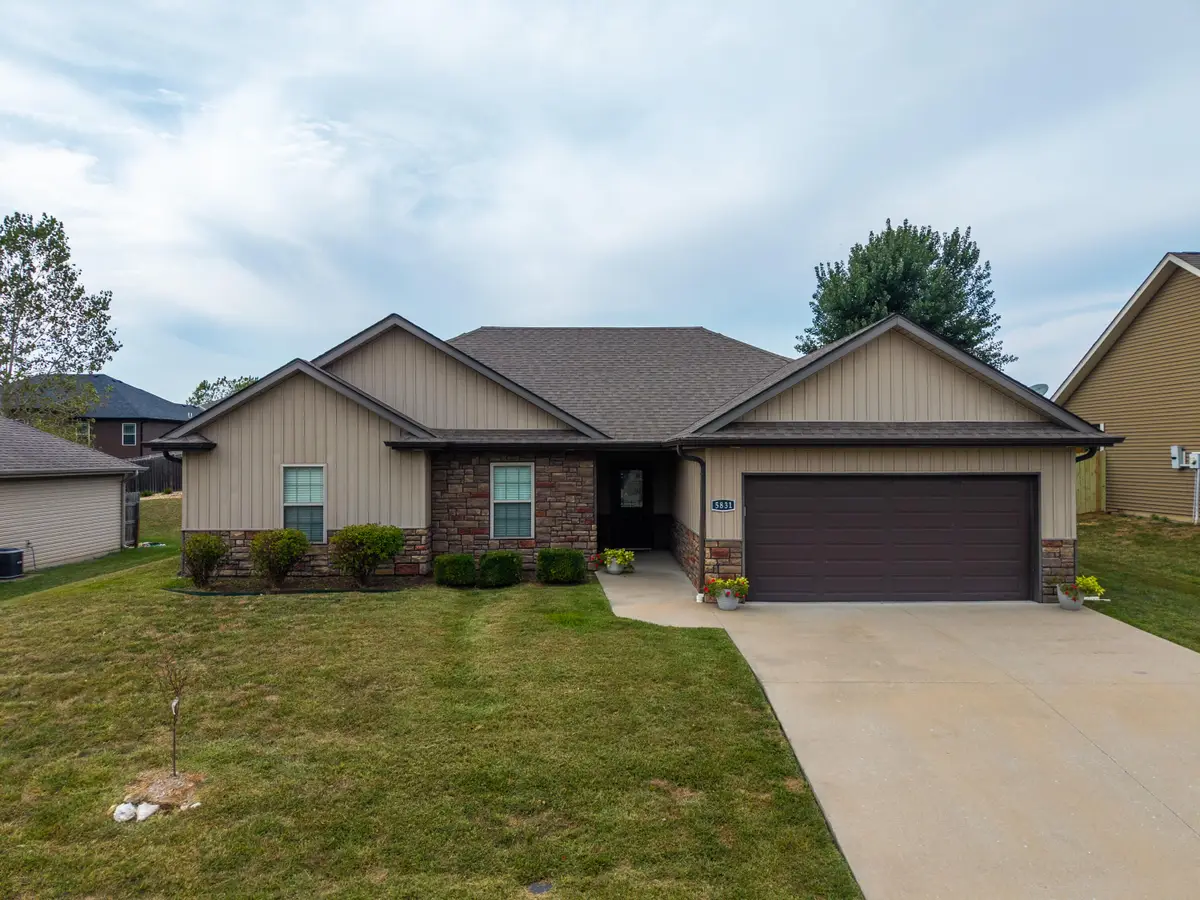 5831 Misty Springs, Columbia, MO 65202 - #1