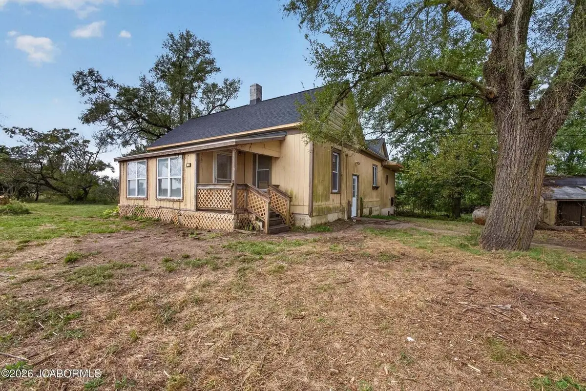 11842 Missouri 5, Versailles, MO 65084 - #1