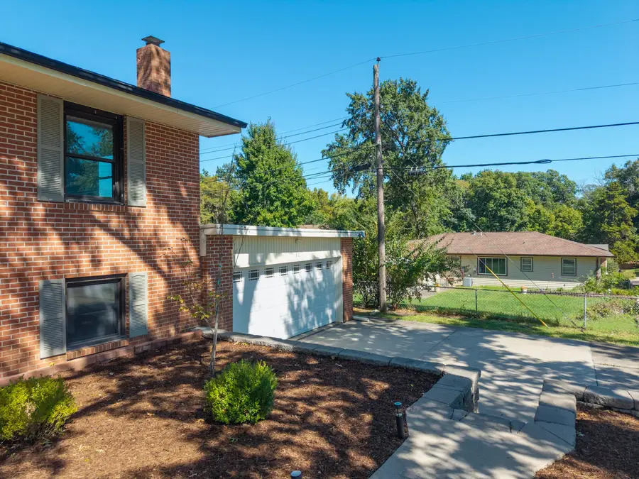801 Cypress Ln, Columbia, MO 65203 - #3