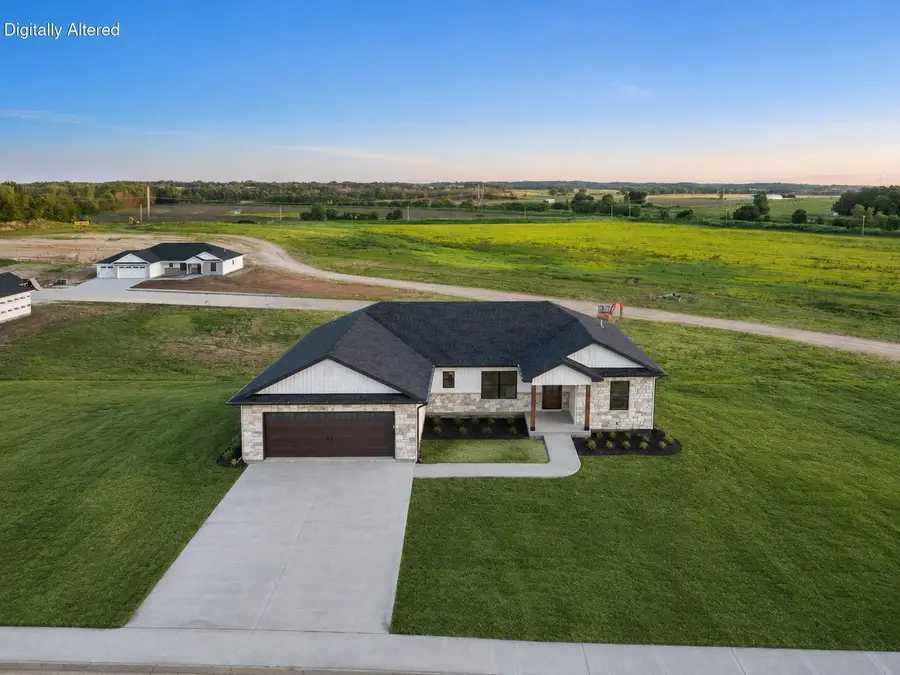 19305 Nicholas Dr, Boonville, MO 65233 - #3