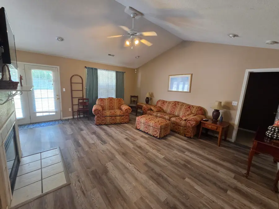 2208 Laclede Dr, Columbia, MO 65202 - #3