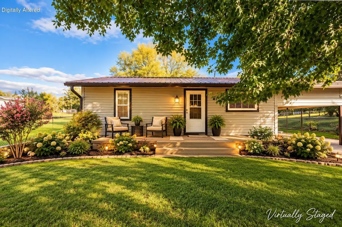 102 Missouri St, Higbee, MO 65257 - #1