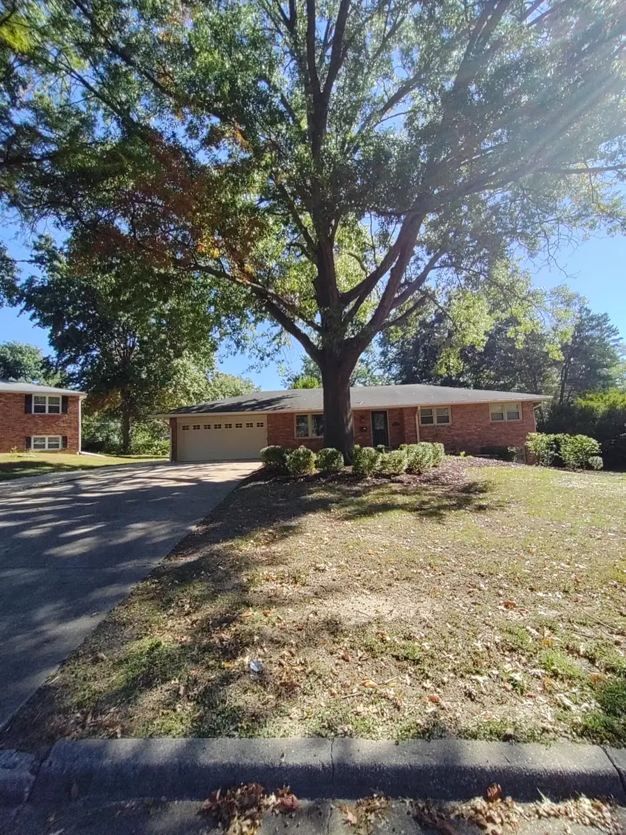 2613 Summit Rd, Columbia, MO 65203 - #2