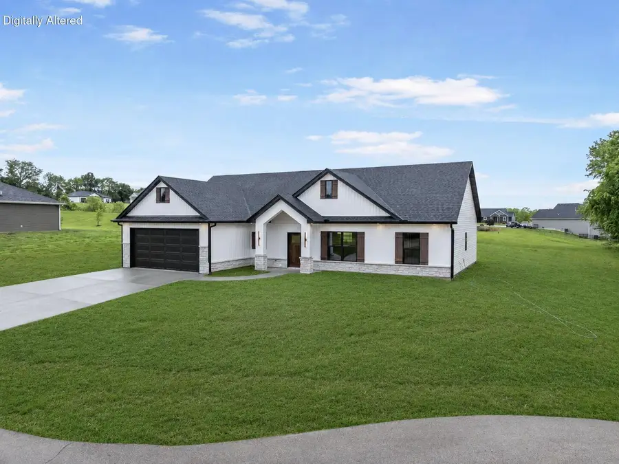 17347 Olivia Ct, Boonville, MO 65233 - #2