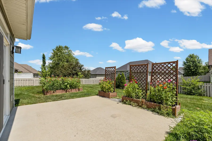 302 Reedsport, Columbia, MO 65203 - #3