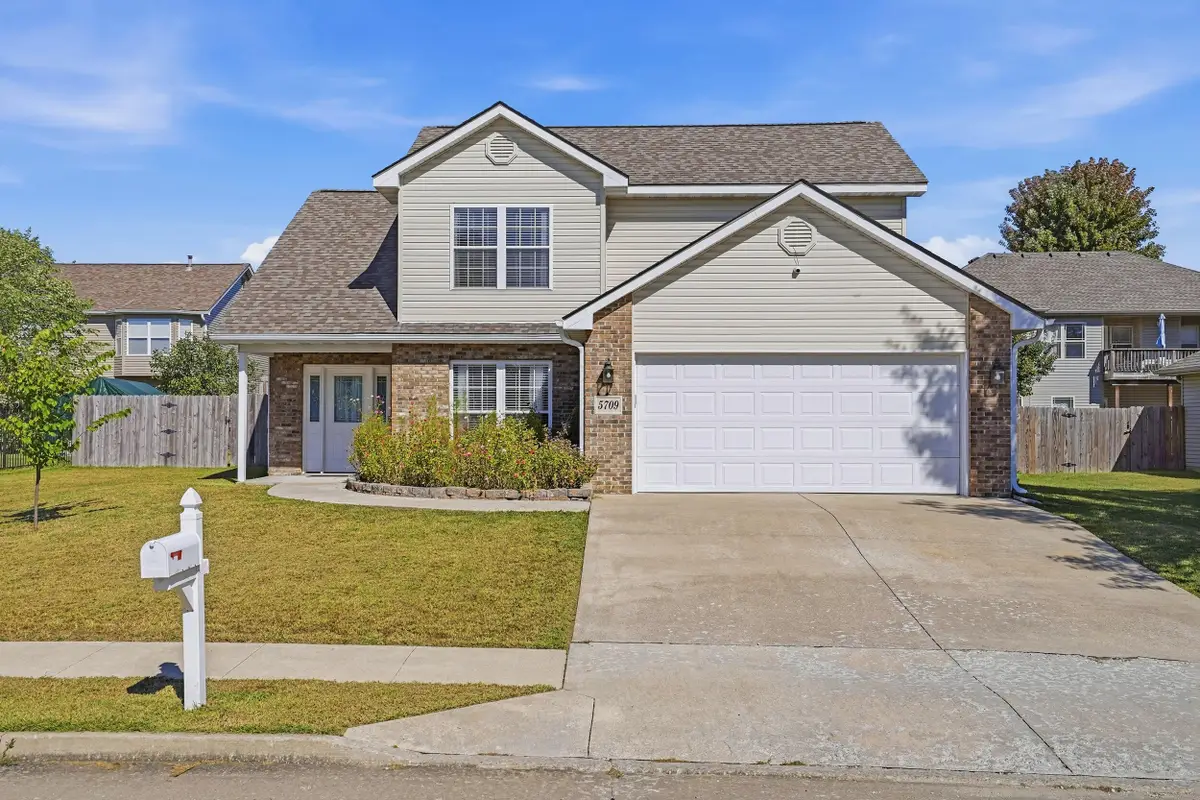 5709 Oswago Cir, Columbia, MO 65201 - #1