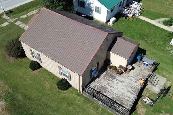200 Railroad St, HIGBEE, MO 65257