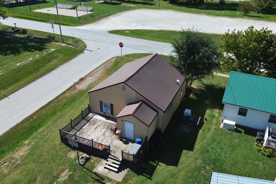200 Railroad St, Higbee, MO 65257 - #3