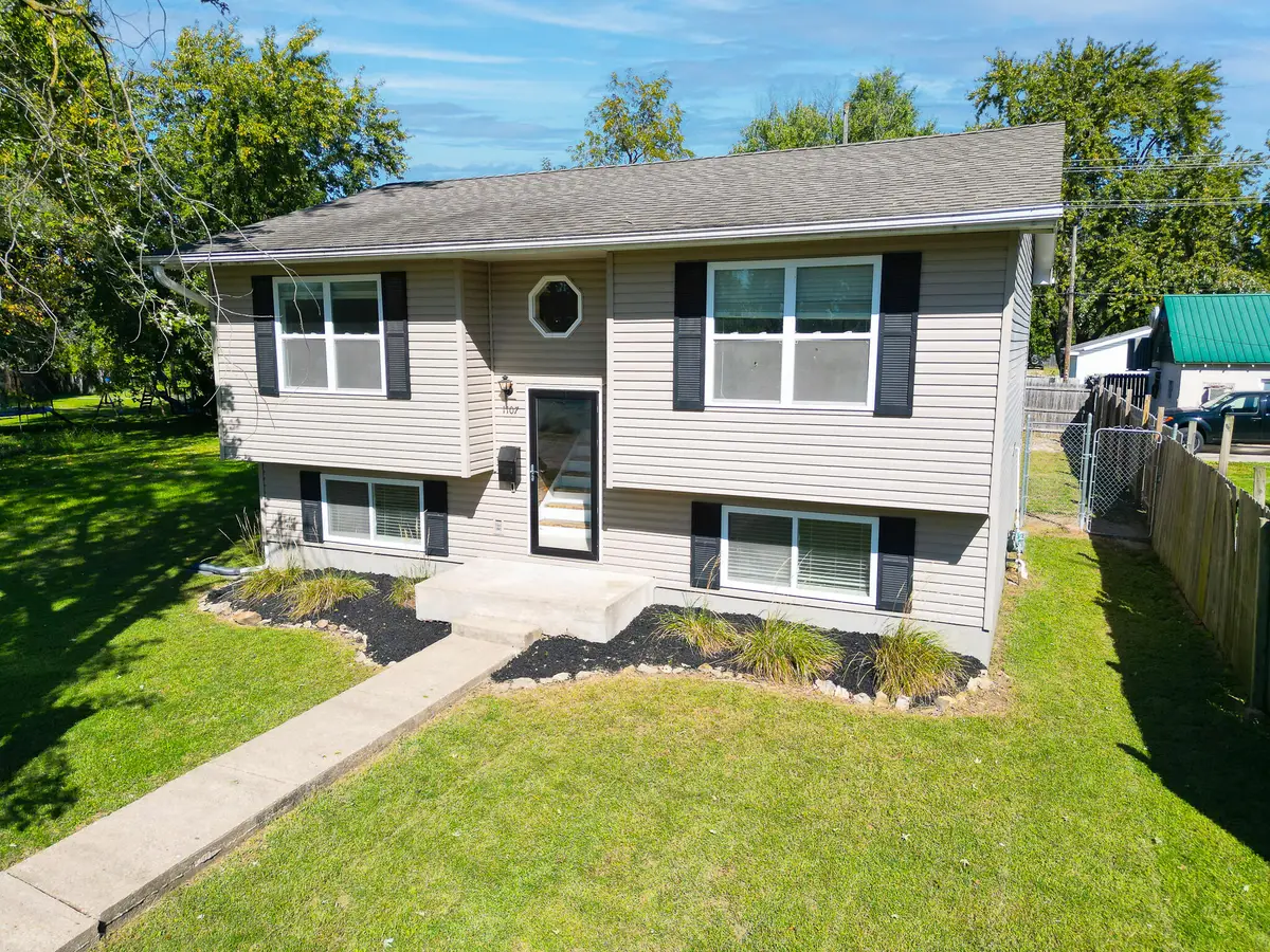 1107 Henry St, Moberly, MO 65270 - #1