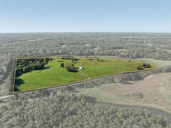 29642 State Highway T, EXCELLO, MO 65247