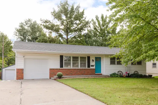 410 Loch Ln, COLUMBIA, MO 65203