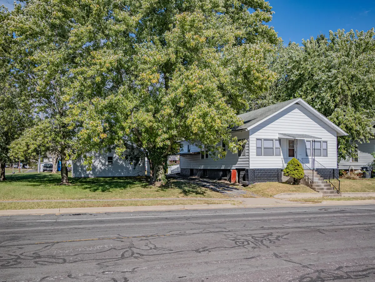1225 Concannon St, Moberly, MO 65270 - #1