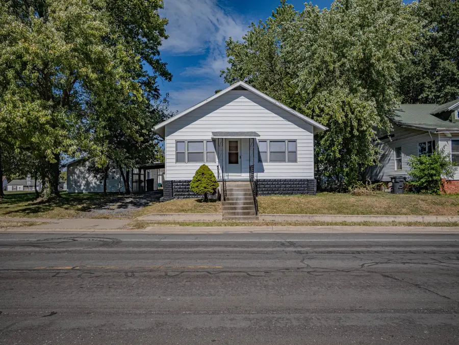 1225 Concannon St, Moberly, MO 65270 - #2