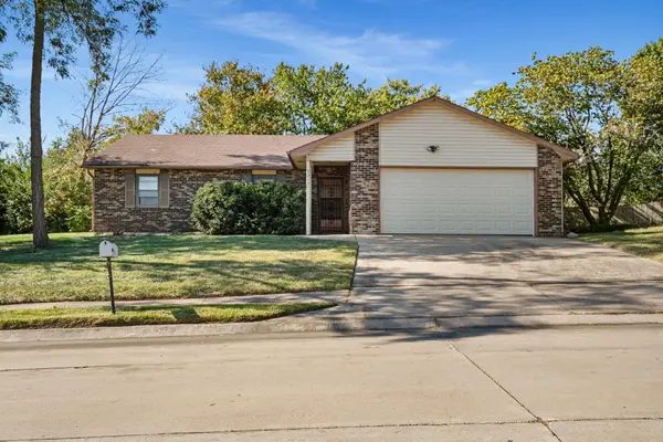 2013 Bridgewater Dr, COLUMBIA, MO 65202