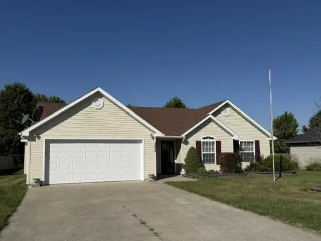 1805 Ronda Ct, Moberly, MO 65270 - #2