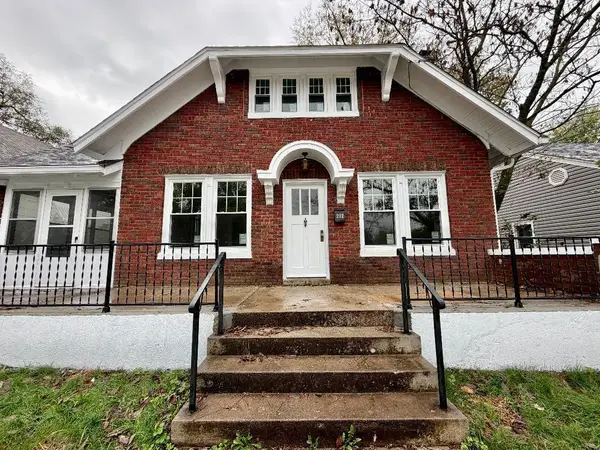 212 E Ashley Rd, BOONVILLE, MO 65233
