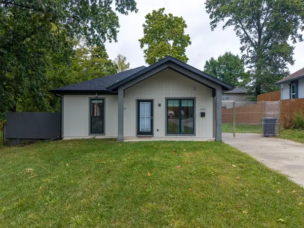1203 Lakeview Ave, COLUMBIA, MO 65201