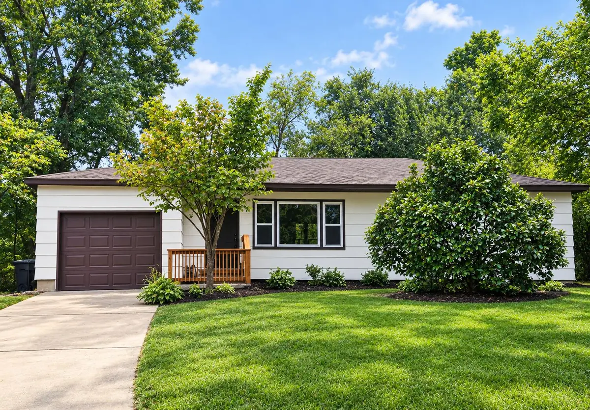 204 W Texas Ave, Columbia, MO 65202 - #1